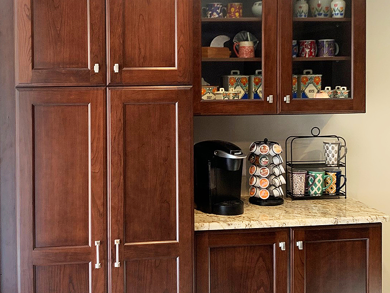Kraft Maid Cabinetry and Granite Countertops 
